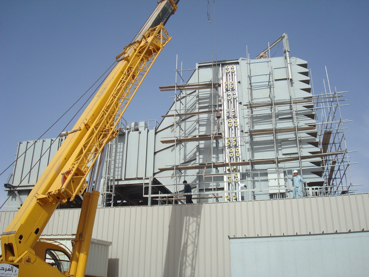 Gas turbine field installation